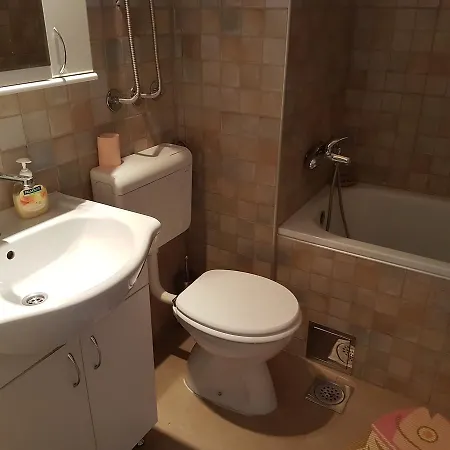Danube Apartment *
